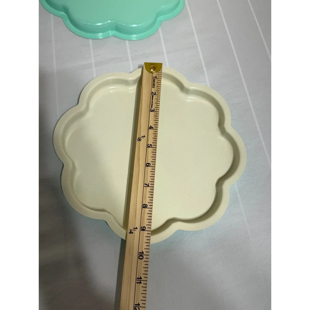 Nordic Ware Celebrations Flower Layer Cake Pans Set of 4 Seafoam Green 9 Inch